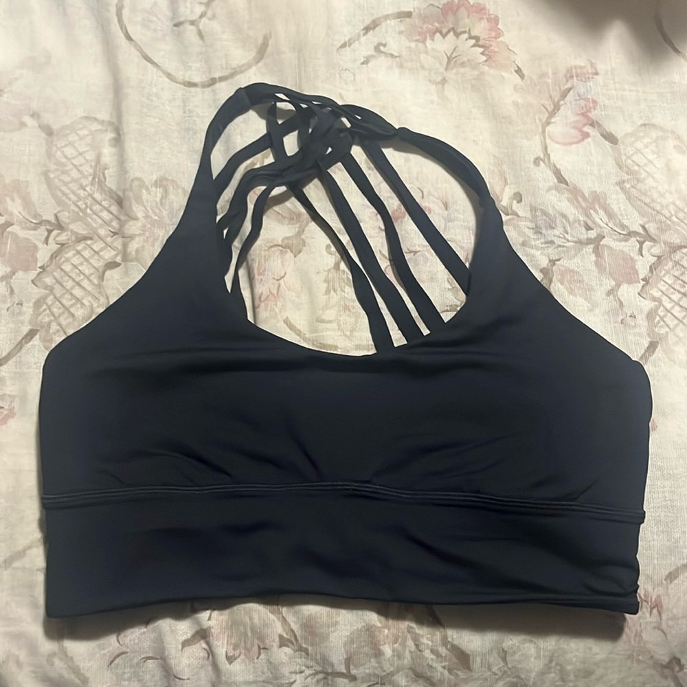 Lululemon black sports bra